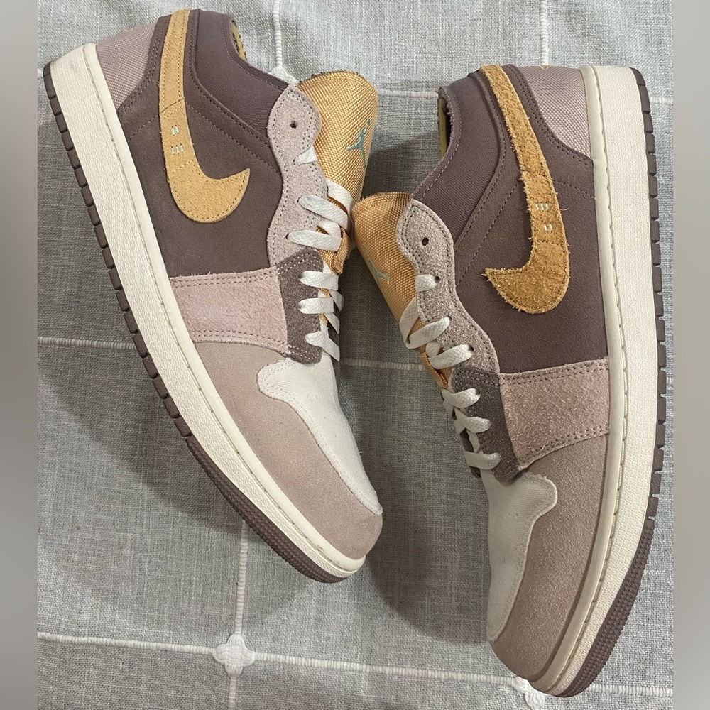 Air Jordan 1 Low ‘Inside Out Taupe Haze’ Men’s Size 14